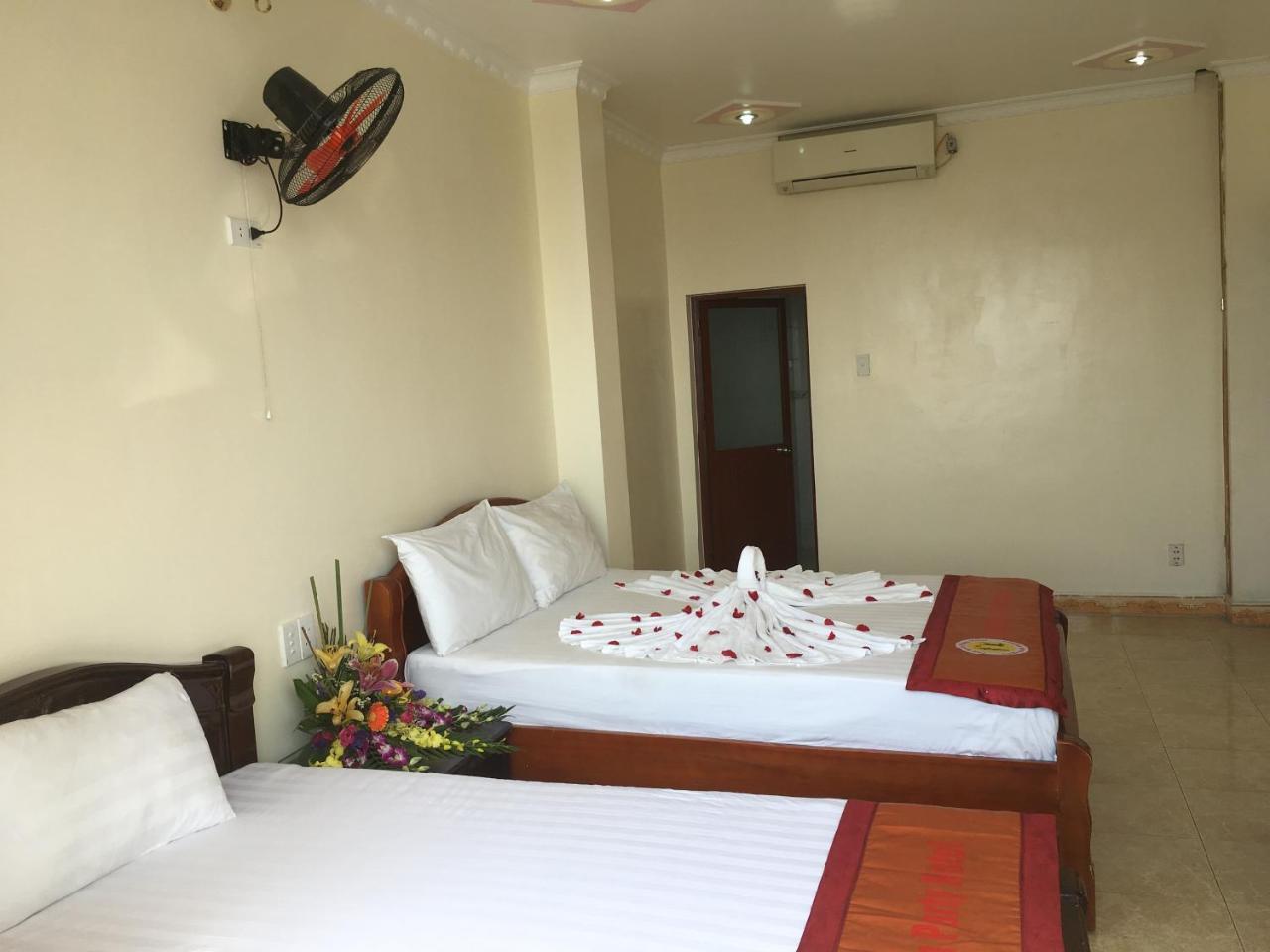 Full Moon Party Hotel 하이퐁 외부 사진